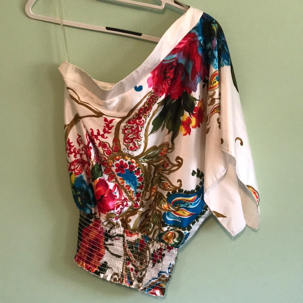 One Shoulder Fashion Top